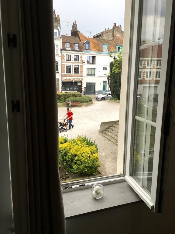 Little Plaza Appart'Hotel Lille Exterior photo