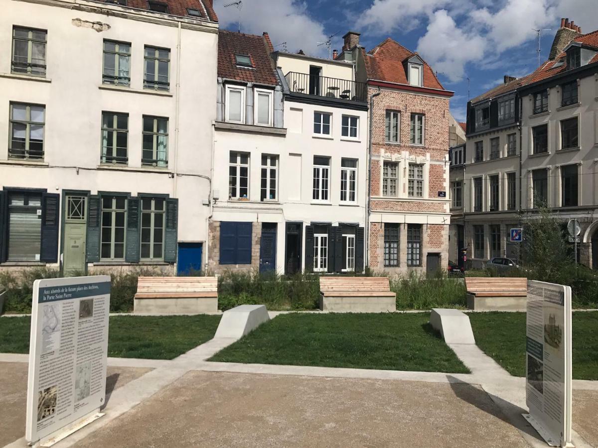 Little Plaza Appart'Hotel Lille Exterior photo